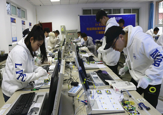 蘭州職業技術學院2020年“1+X”傳感網應用開發職業技能等級認證考核工作順利完成